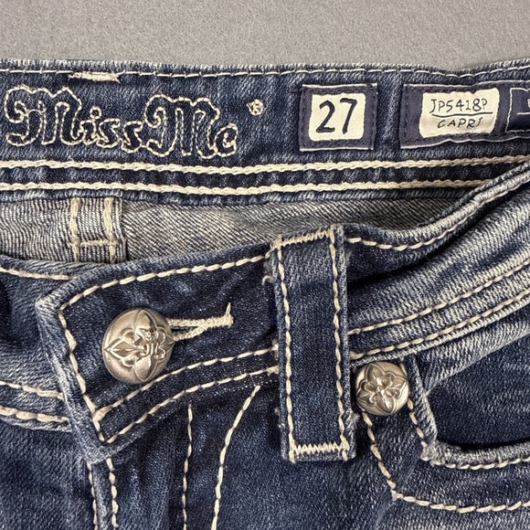 Miss Me Easy Capri Jeans Women 27 Distressed Embellished THICK STITCHING - Picture 4 of 10